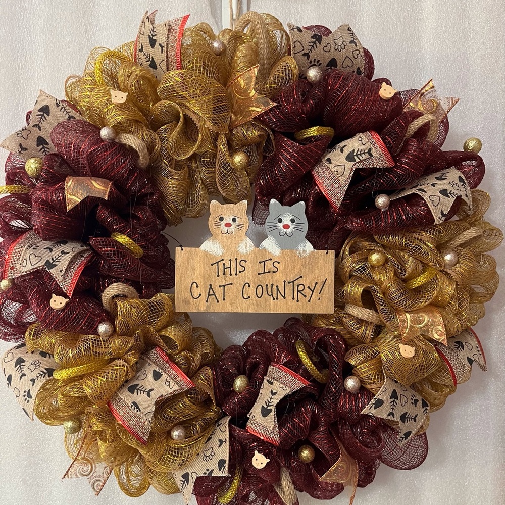Cat Country Decorative Wreath in Burgundy, Gold, and Tan